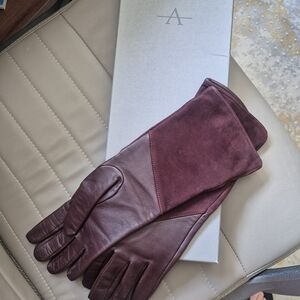Aquatalia Burgundy Leather Gloves